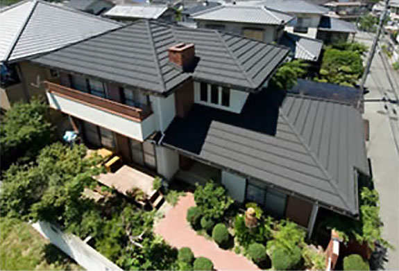 デクラの屋根材は和風住宅・洋風住宅にもあう侵れたデザイン性。